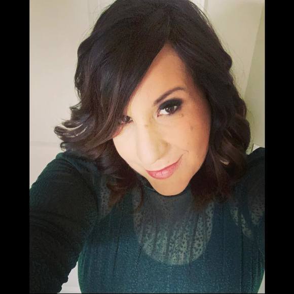 Meet your Posher, Cindy - Picture 1 of 1